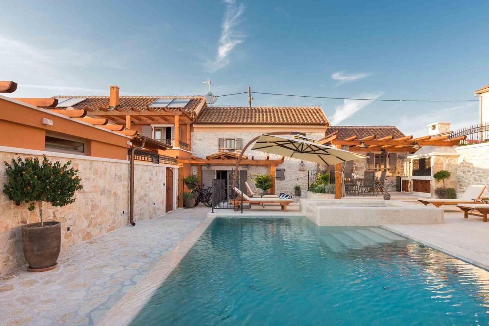 Luxury Villa Finessa Skradin 2 With Heated Pool, Jacuzzi And Sauna Dış mekan fotoğraf