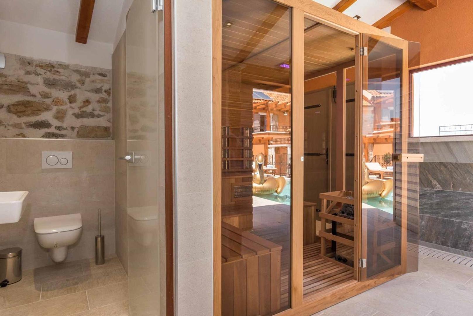 Luxury Villa Finessa Skradin 2 With Heated Pool, Jacuzzi And Sauna Dış mekan fotoğraf