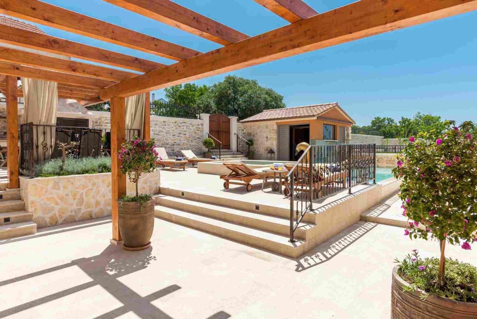 Luxury Villa Finessa Skradin 2 With Heated Pool, Jacuzzi And Sauna Dış mekan fotoğraf